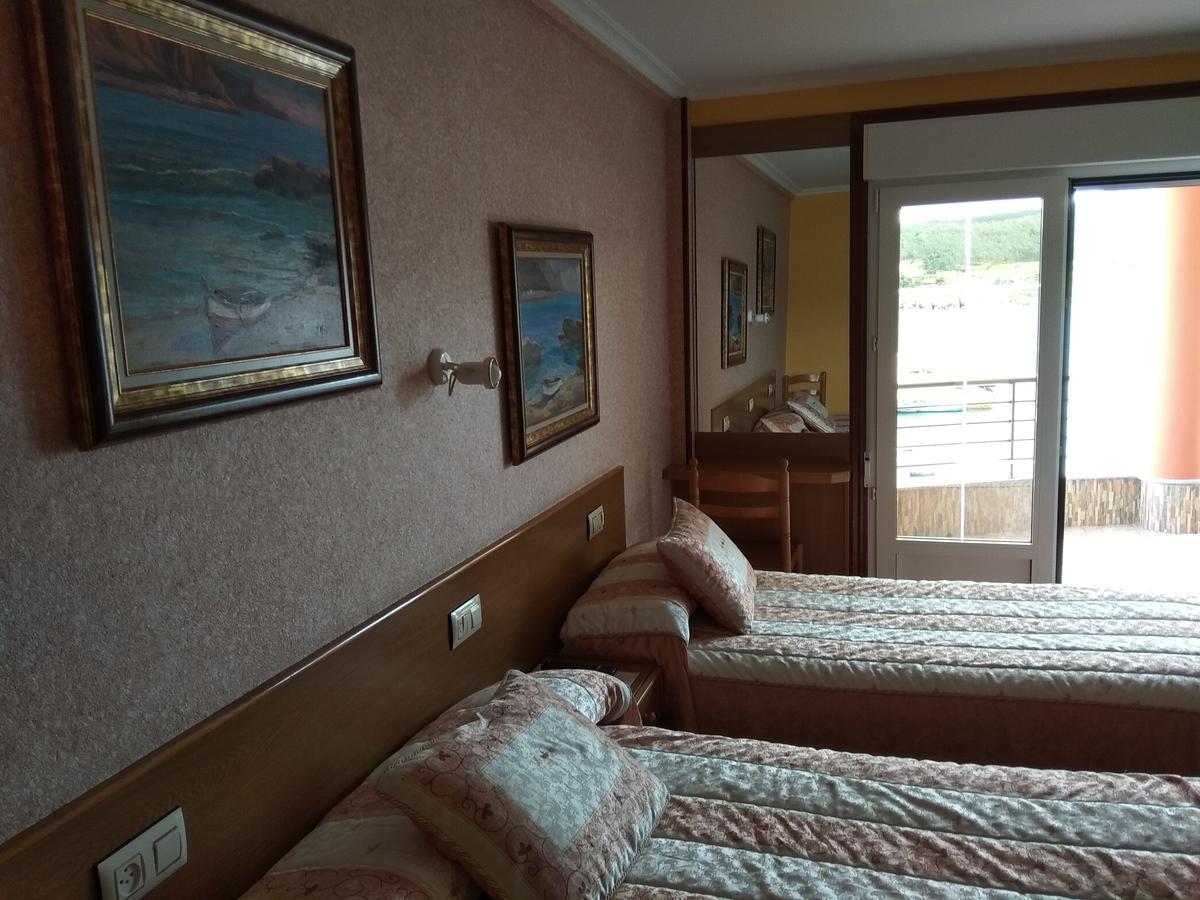 Hostal Residencia Bahia Laxe Kültér fotó
