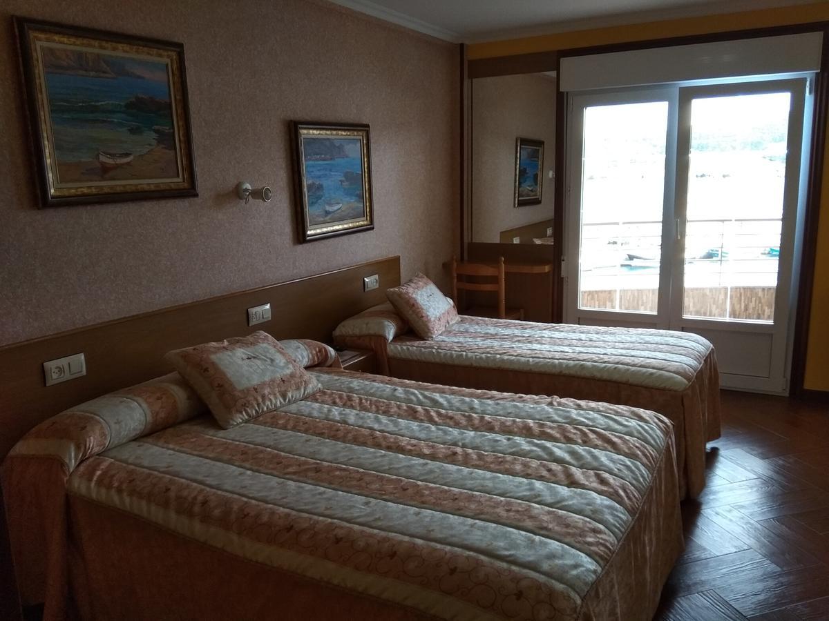 Hostal Residencia Bahia Laxe Kültér fotó