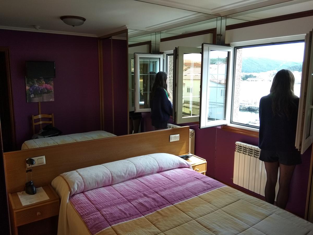 Hostal Residencia Bahia Laxe Kültér fotó